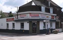 Brasserie-du-lac-restaurant-facade